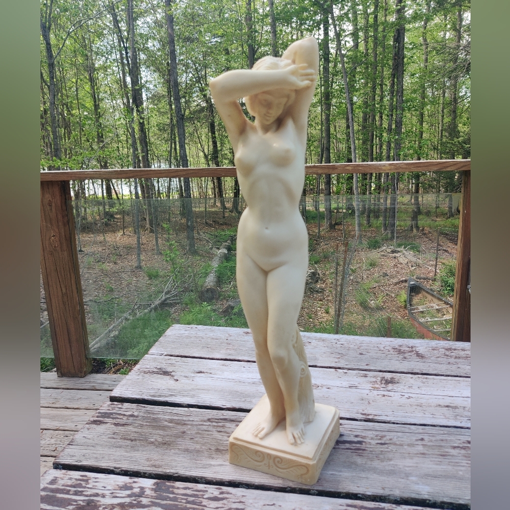 VTG Nude Woman Sculpture 19" Italy Alabaster Galatea Marqueste Replica Statue
